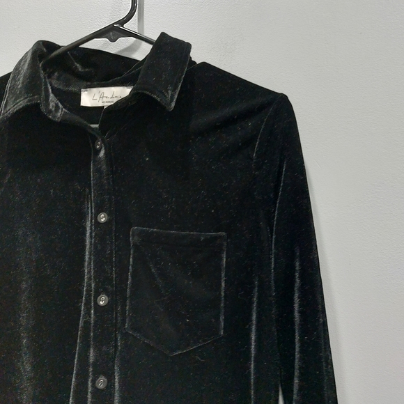 REVOLVE L'Academie The Classic Velvet Black Longsleeve Button Up Shirt XS - Picture 4 of 7